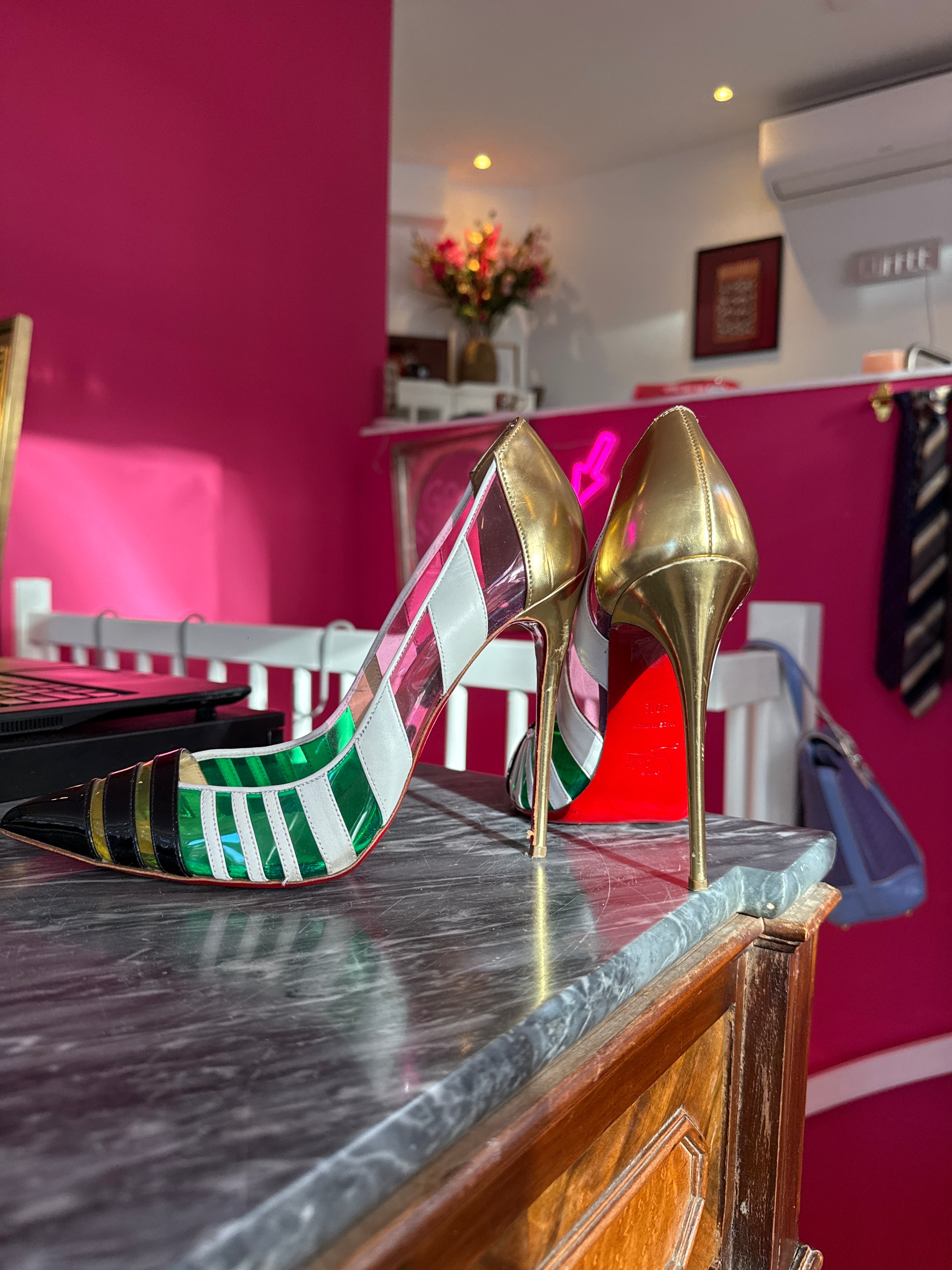 Christian Louboutin maat 40,5