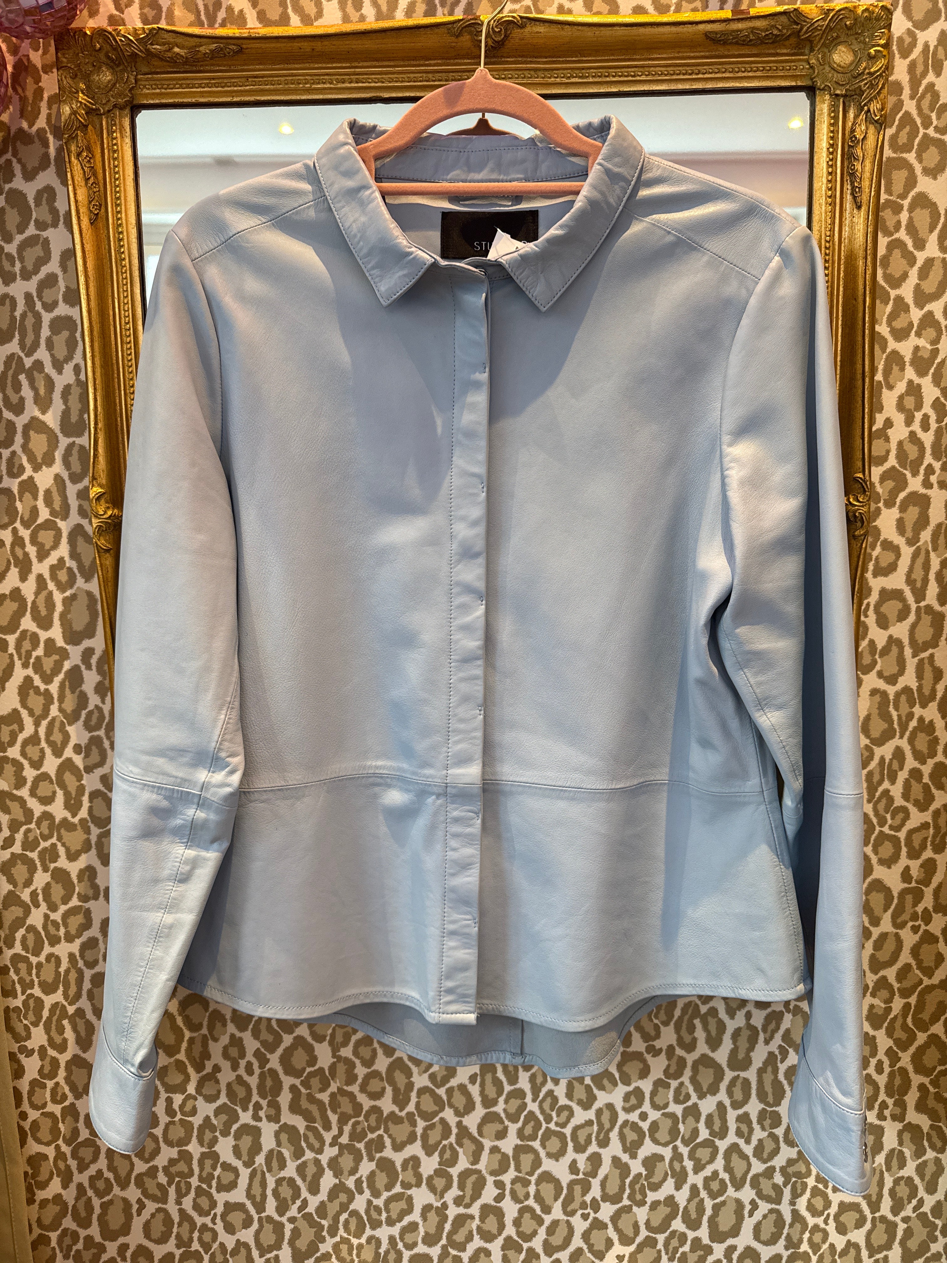 Studio Ar 100% leer maat M/L