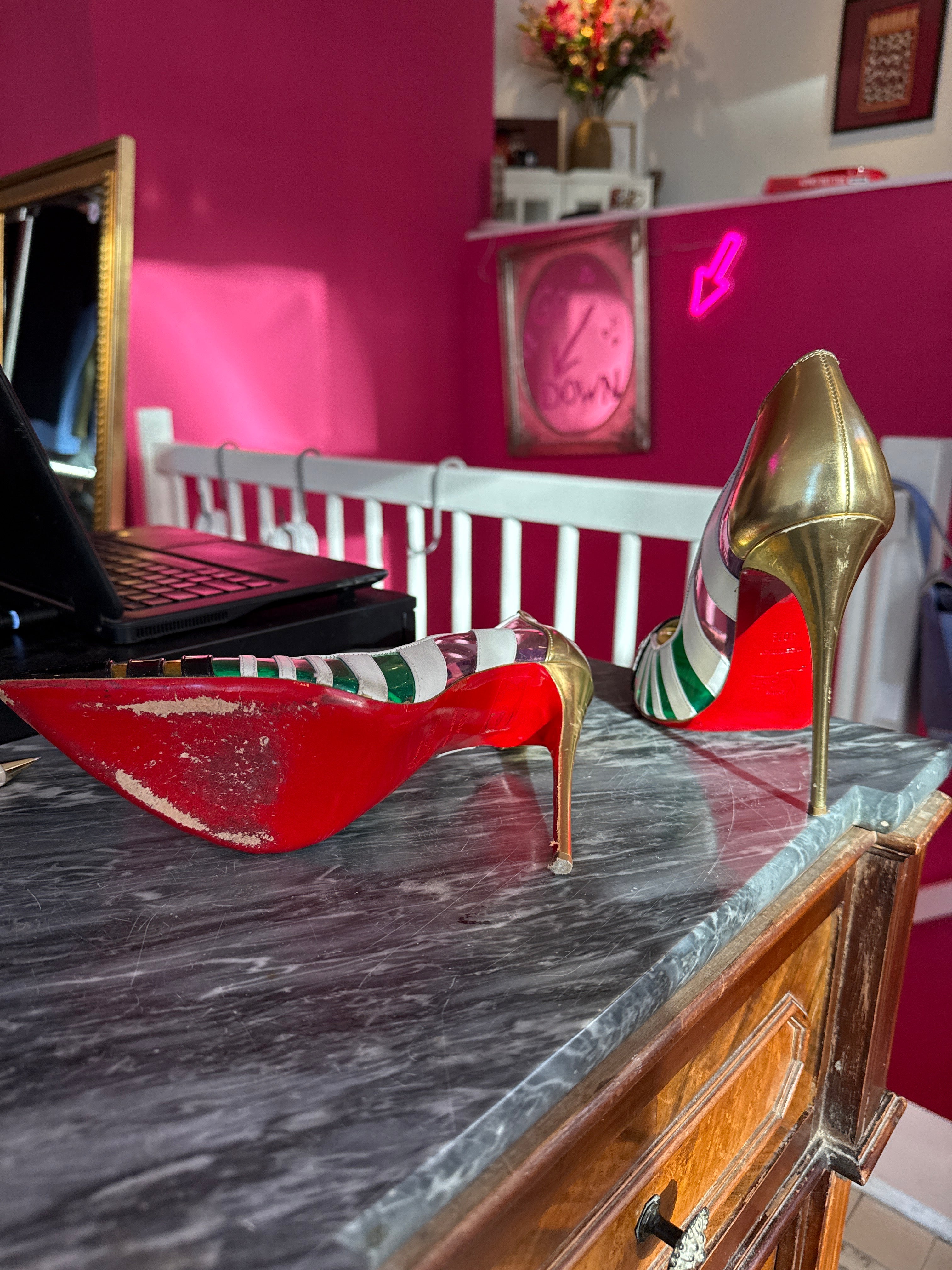 Christian Louboutin maat 40,5